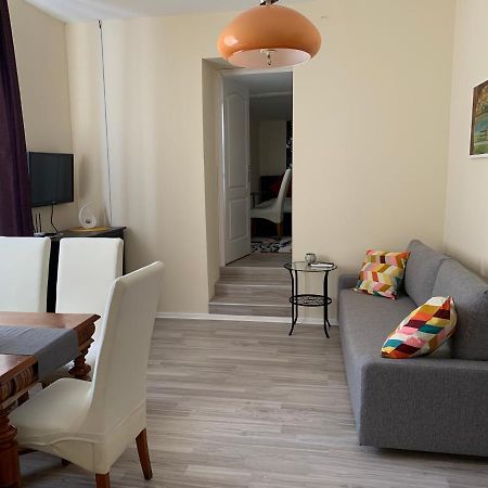 Bazsalikom Vendeghaz Sarospatak Bagian luar foto