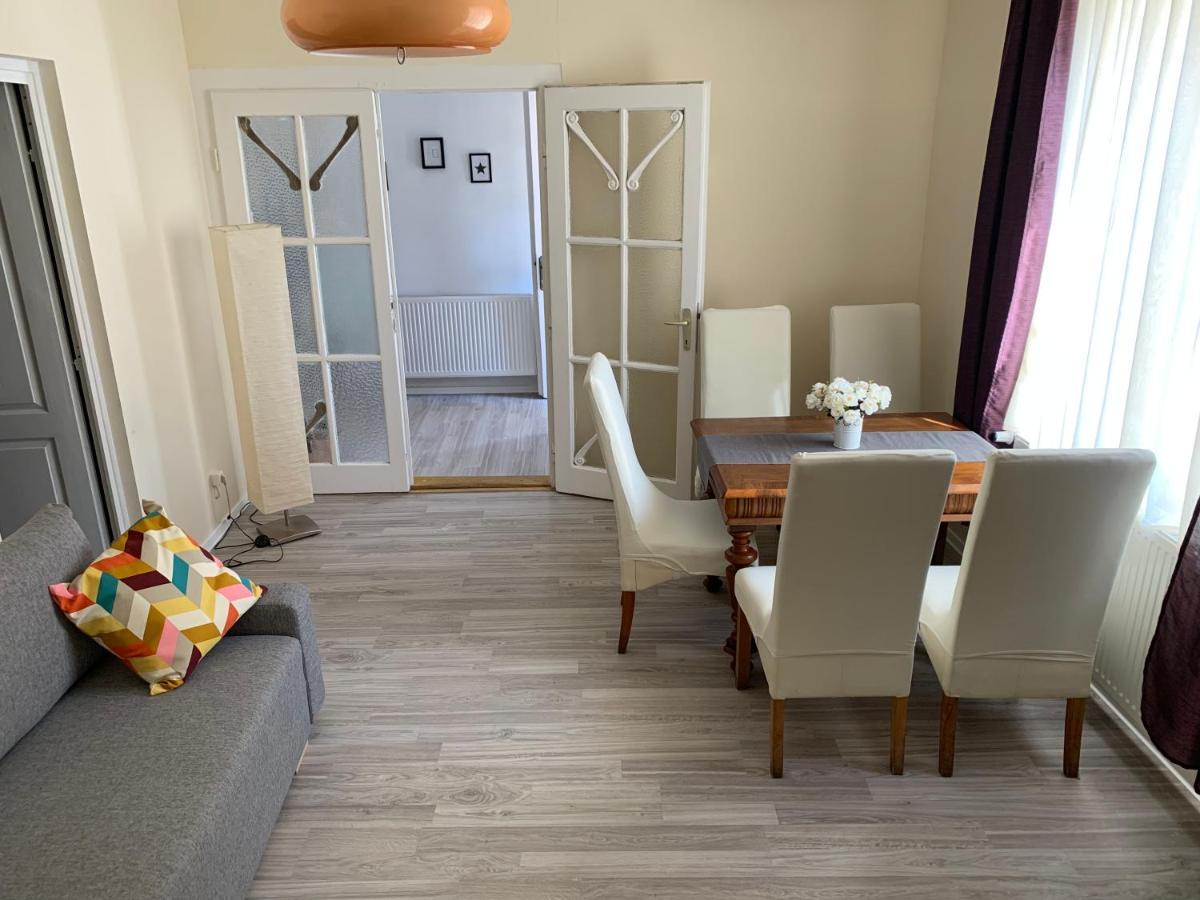 Bazsalikom Vendeghaz Sarospatak Bagian luar foto